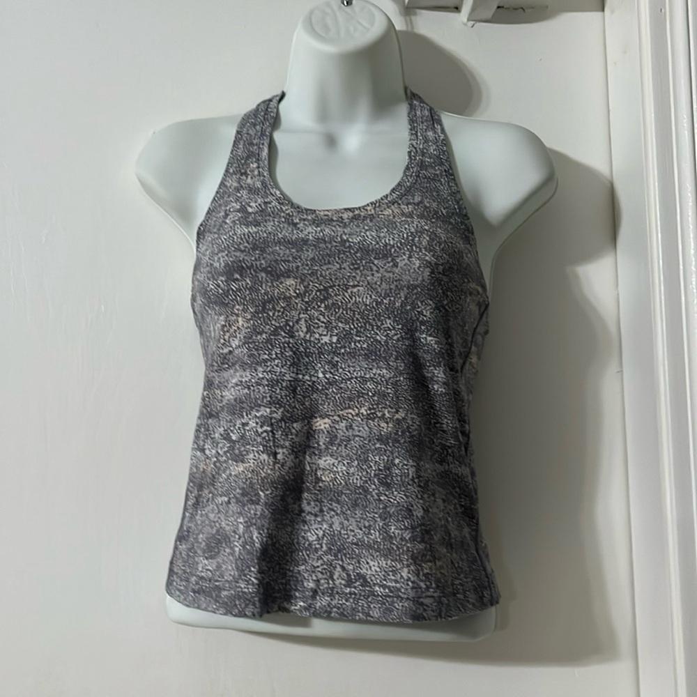 Lululemon tank top